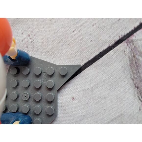 Mega Construx Pokémon Detective Pikachu Mr. Mime, Building Toy Set - Picture 4 of 5